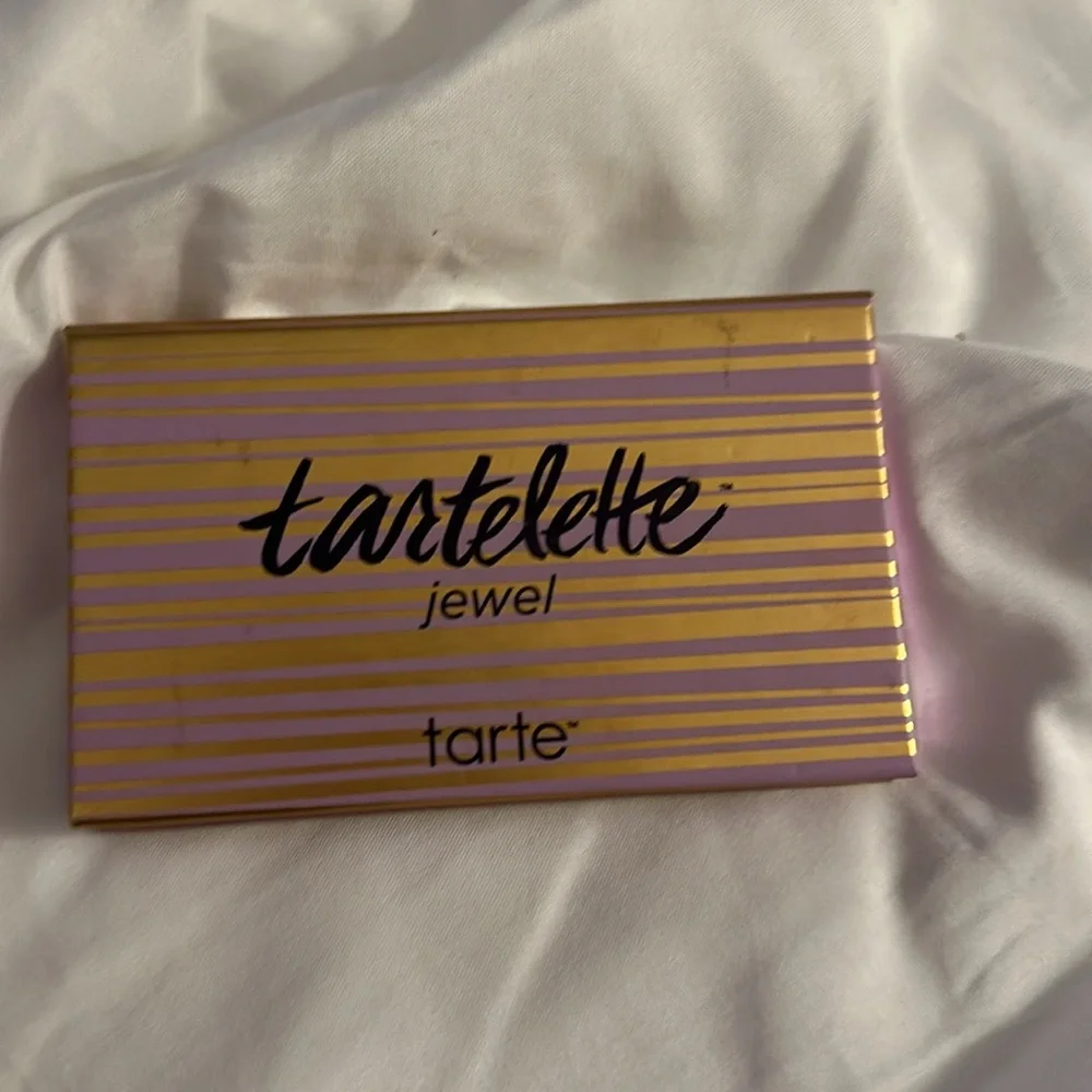 ✨ tartelette jewel tarte eyeshadow palette - Picture 4 of 5